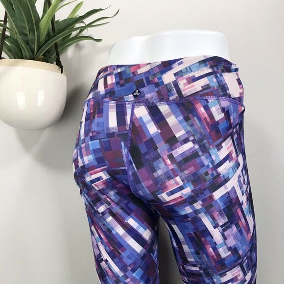 Prana Roxanne‎ Capri Leggings Purple Supernova Fractal Womens Size M Gusset - Picture 5 of 11